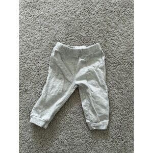 Old Navy Light Gray Sweatpants Size 6-12mo
